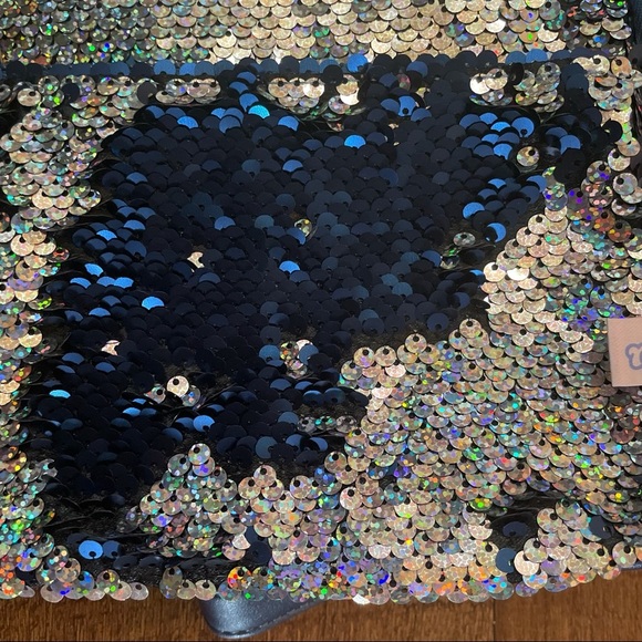 NWT more than magic mini flip sequin backpack blue silver - Picture 3 of 6